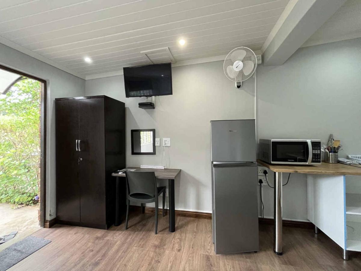 Halleria Self Catering Уайт-Ривер Экстерьер фото